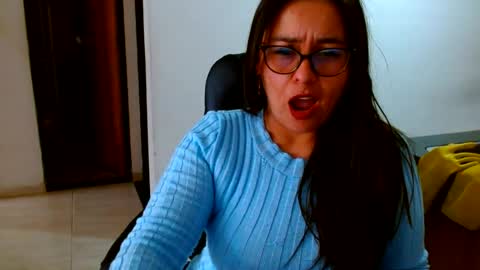 Snapshot of anaids_dam chatting on July 2026 01:28:01 PM anaids online show from July 2026 01:28:01 PM