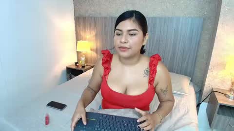 Snapshot of anais_espinosa chatting on May 2026 11:29:02 AM Anais online show from May 2026 11:29:02 AM