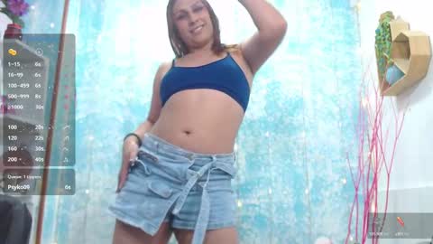 Snapshot of analia_01 chatting on September 2025 12:30:01 PM Analia online show from September 2025 12:30:01 PM