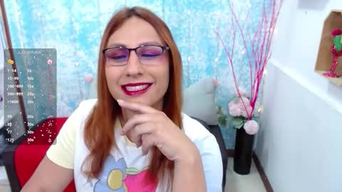 Snapshot of analia_01 chatting on October 2025 11:43:01 AM Analia online show from October 2025 11:43:01 AM