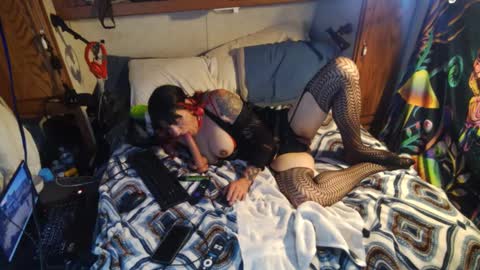 analslut4u2fuck69 online show from October 2025 09:45:01 PM