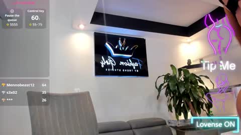 ana online show from September 2025 01:18:01 AM