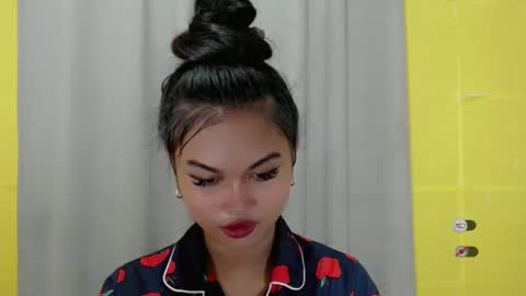 Snapshot of anaruru_ chatting on January 2025 11:34:02 AM ANA online show from January 2025 11:34:02 AM