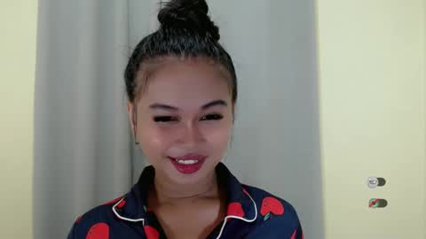 Snapshot of anaruru_ chatting on January 2025 06:46:01 PM ANA online show from January 2025 06:46:01 PM