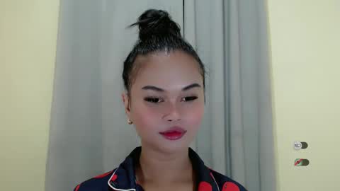 Snapshot of anaruru_ chatting on February 2025 07:49:01 PM ANA online show from February 2025 07:49:01 PM