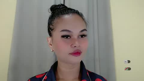 Snapshot of anaruru_ chatting on February 2025 03:20:01 PM ANA online show from February 2025 03:20:01 PM