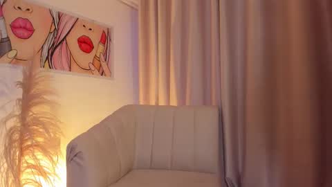 Ana online show from November 2025 07:38:02 PM