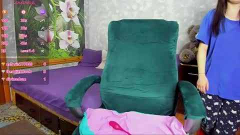 anna online show from December 2024 07:44:01 PM