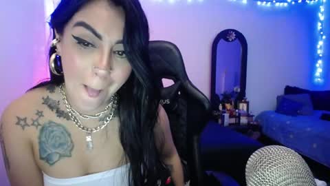 Snapshot of anastasiabasst__ chatting on February 2025 08:35:02 AM Jennyfer.... but u can say me Anastasia online show from February 2025 08:35:02 AM