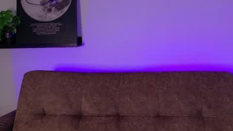 Kendra  online show from April 2026 10:08:02 AM