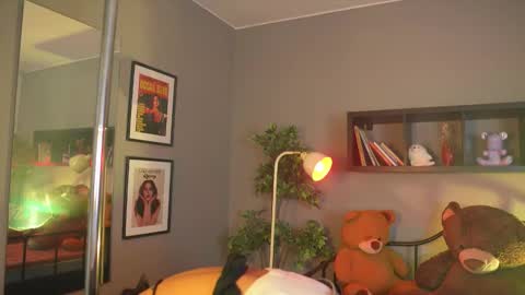 anaya_olyx online show from October 2025 05:39:02 AM