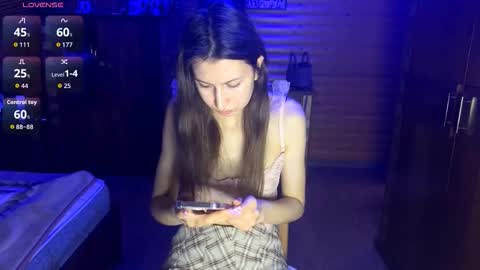 Ashley Cooper online show from November 2025 05:11:01 PM