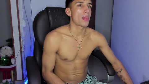 Snapshot of ander_012 chatting on December 2024 11:21:01 PM Ander Arias online show from December 2024 11:21:01 PM