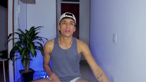 Snapshot of ander_012 chatting on January 2025 11:09:01 PM Ander Arias online show from January 2025 11:09:01 PM