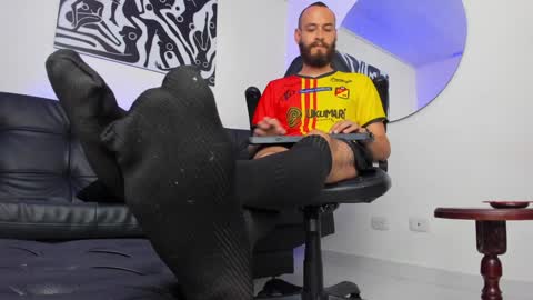 Andrs   -                   online show from January 2025 09:59:01 PM