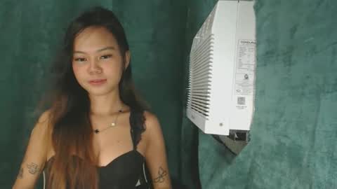 Snapshot of andiaprecious_ chatting on March 2026 05:02:02 AM andiaprecious_ online show from March 2026 05:02:02 AM