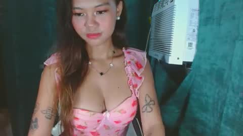 Snapshot of andiaprecious_ chatting on April 2026 05:51:02 AM andiaprecious_ online show from April 2026 05:51:02 AM