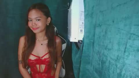 Snapshot of andiaprecious_ chatting on April 2026 12:51:02 PM andiaprecious_ online show from April 2026 12:51:02 PM