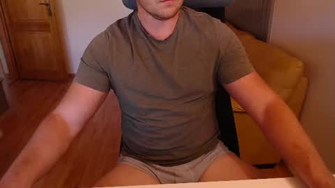 Snapshot of andnandor chatting on July 2026 07:39:01 AM andnandor online show from July 2026 07:39:01 AM