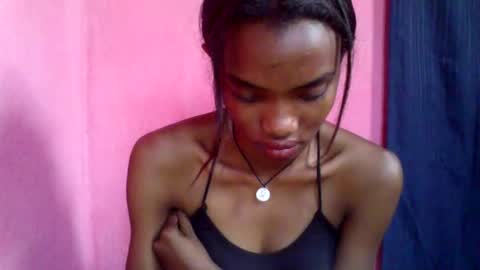 Snapshot of andohh237973 chatting on October 2025 05:32:01 AM andohh237973 online show from October 2025 05:32:01 AM