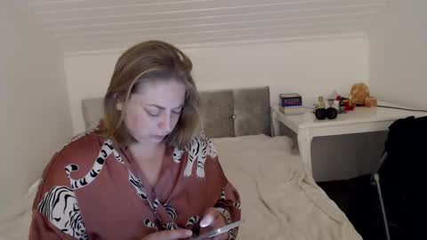 Snapshot of andorphina chatting on October 2025 07:31:01 AM Andorphin online show from October 2025 07:31:01 AM