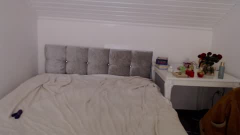 Snapshot of andorphina chatting on November 2025 05:57:02 PM Andorphin online show from November 2025 05:57:02 PM