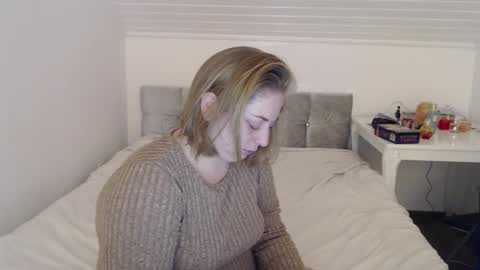 Snapshot of andorphina chatting on November 2025 10:16:02 AM Andorphin online show from November 2025 10:16:02 AM