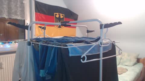 Andre online show from January 2025 08:01:01 PM