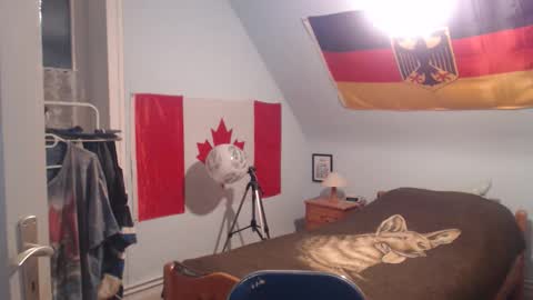 Andre online show from October 2025 06:41:02 PM