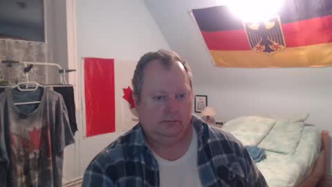 Andre online show from November 2025 05:01:02 PM