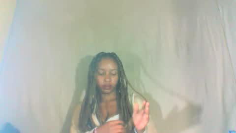 Snapshot of andre415913 chatting on March 2026 02:18:02 AM andre415913 online show from March 2026 02:18:02 AM