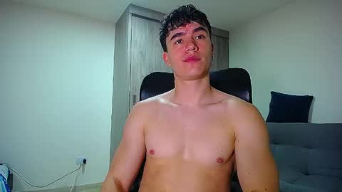 Snapshot of andre_parker chatting on May 2026 10:49:02 PM Andre Parker online show from May 2026 10:49:02 PM