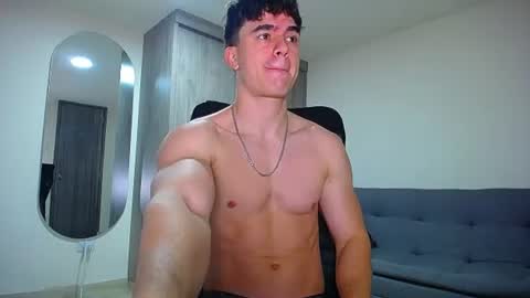 Snapshot of andre_parker chatting on July 2026 11:10:02 PM Andre Parker online show from July 2026 11:10:02 PM
