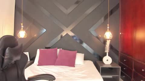 A N D R E online show from February 2025 09:55:02 AM