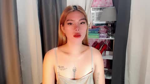 andrea06121998 online show from February 2026 11:06:02 AM