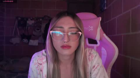 Snapshot of andrea_camila chatting on July 2026 10:23:02 PM Andrea online show from July 2026 10:23:02 PM