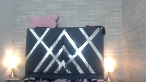 Snapshot of andrea_gill_ chatting on February 2025 11:45:02 AM Andres Gil online show from February 2025 11:45:02 AM