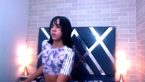 Snapshot of andrea_gill_ chatting on February 2025 11:20:01 AM Andres Gil online show from February 2025 11:20:01 AM