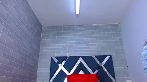 Snapshot of andrea_gill_ chatting on October 2025 12:15:02 PM Andres Gil online show from October 2025 12:15:02 PM