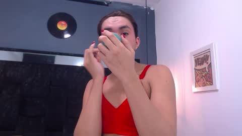 Snapshot of andrea_gill_ chatting on February 2026 07:43:01 PM Andres Gil online show from February 2026 07:43:01 PM