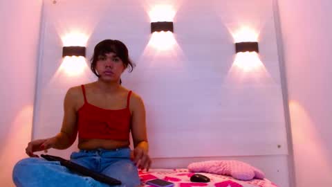 Snapshot of andrea_gill_ chatting on February 2026 12:04:02 PM Andres Gil online show from February 2026 12:04:02 PM