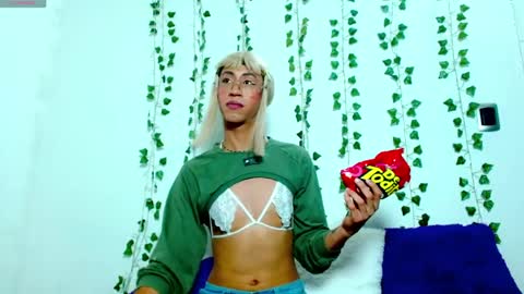 Andrea Nx online show from April 2026 06:42:01 PM