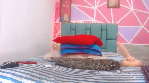 Snapshot of andrea_ospina1 chatting on January 2025 08:37:02 PM andrea ospina1 online show from January 2025 08:37:02 PM