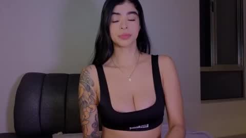 Snapshot of andrea_torres_ chatting on July 2026 03:24:02 AM online show from July 2026 03:24:02 AM