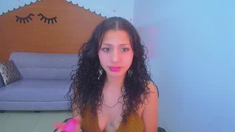 Andrea online show from March 2025 07:38:02 PM