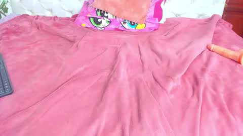 Naomi Andrea Daviss online show from February 2026 02:31:02 PM