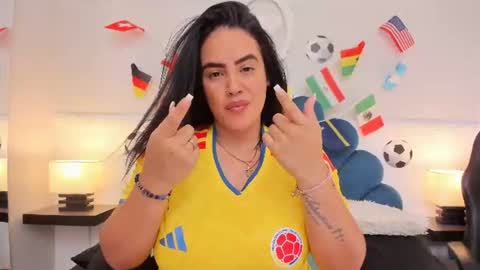 andreahgil online show from June 2026 01:06:02 PM