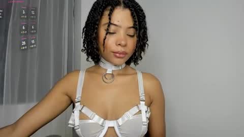 Andrea  online show from January 2025 12:58:01 PM