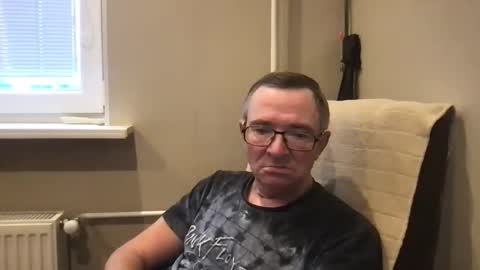 andreass60 online show from December 2025 07:36:01 AM