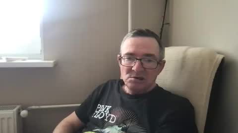 andreass60 online show from April 2026 06:47:02 AM